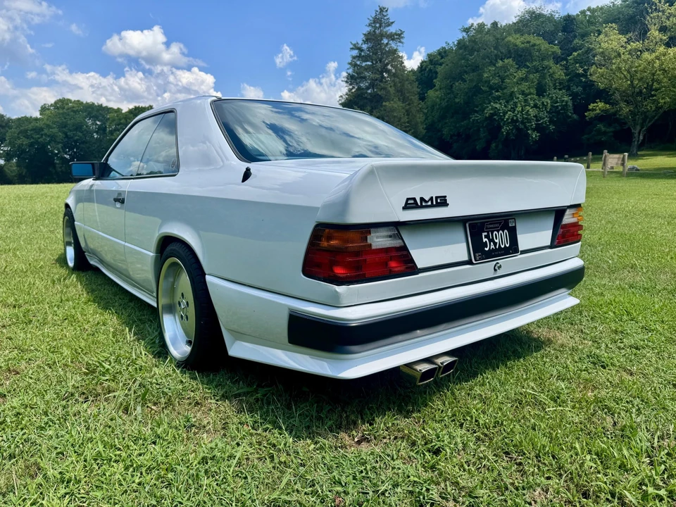 1988 Mercedes-Benz W124 E-Class - Image 13 of 31