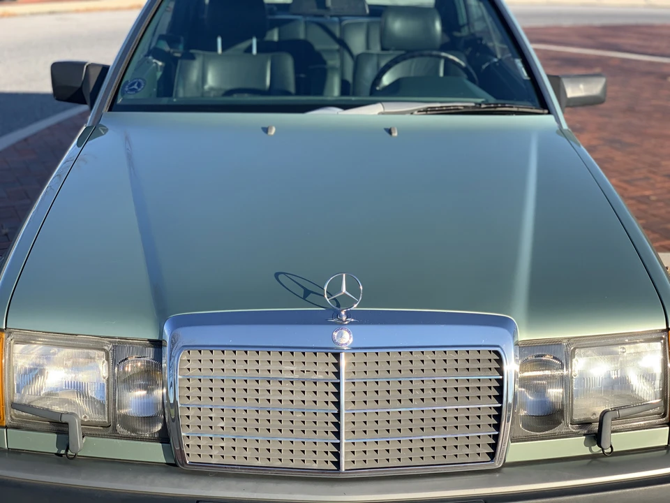 1988 Mercedes-Benz W124 E-Class - Image 24 of 31