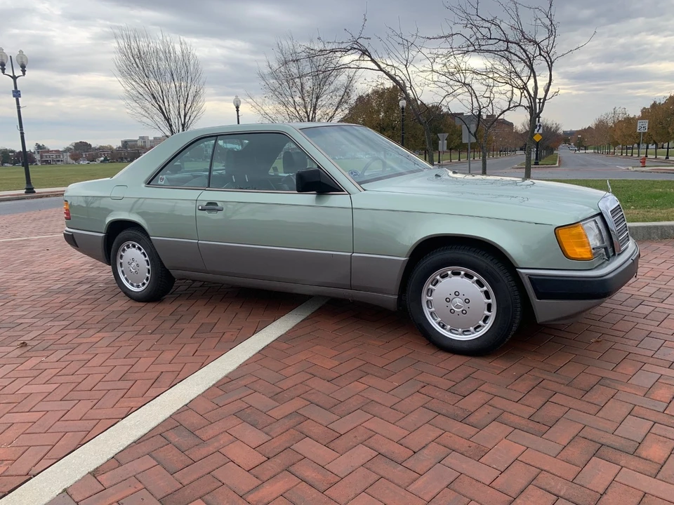 1988 Mercedes-Benz W124 E-Class - Image 8 of 31