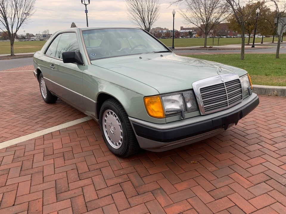 1988 Mercedes-Benz W124 E-Class - Image 7 of 31