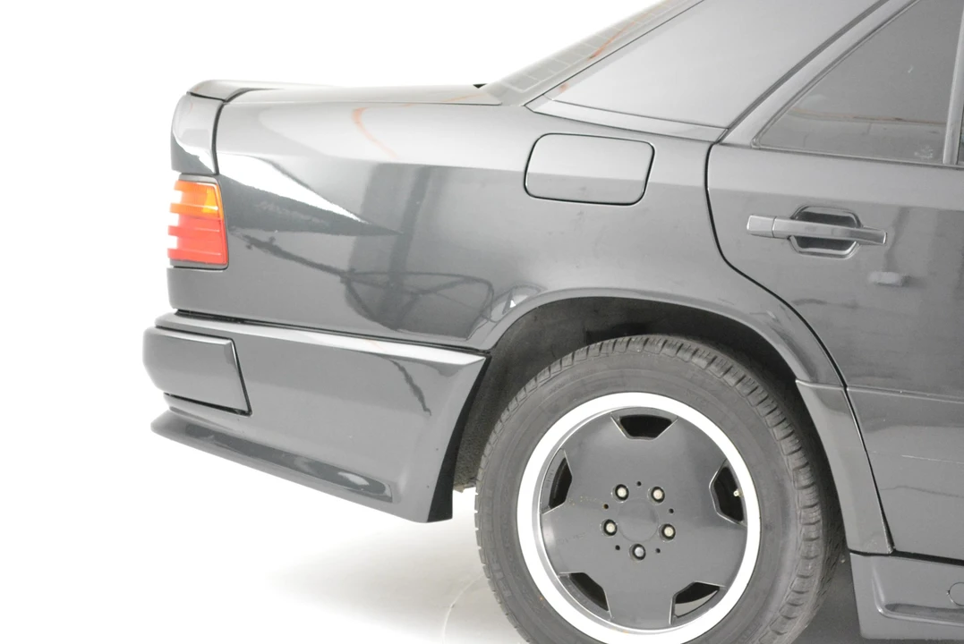 1988 Mercedes-Benz W124 E-Class - Image 24 of 31