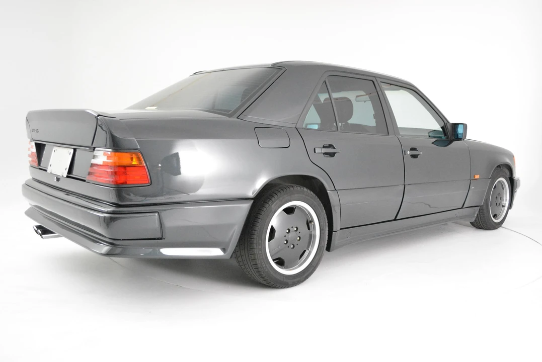 1988 Mercedes-Benz W124 E-Class - Image 11 of 31