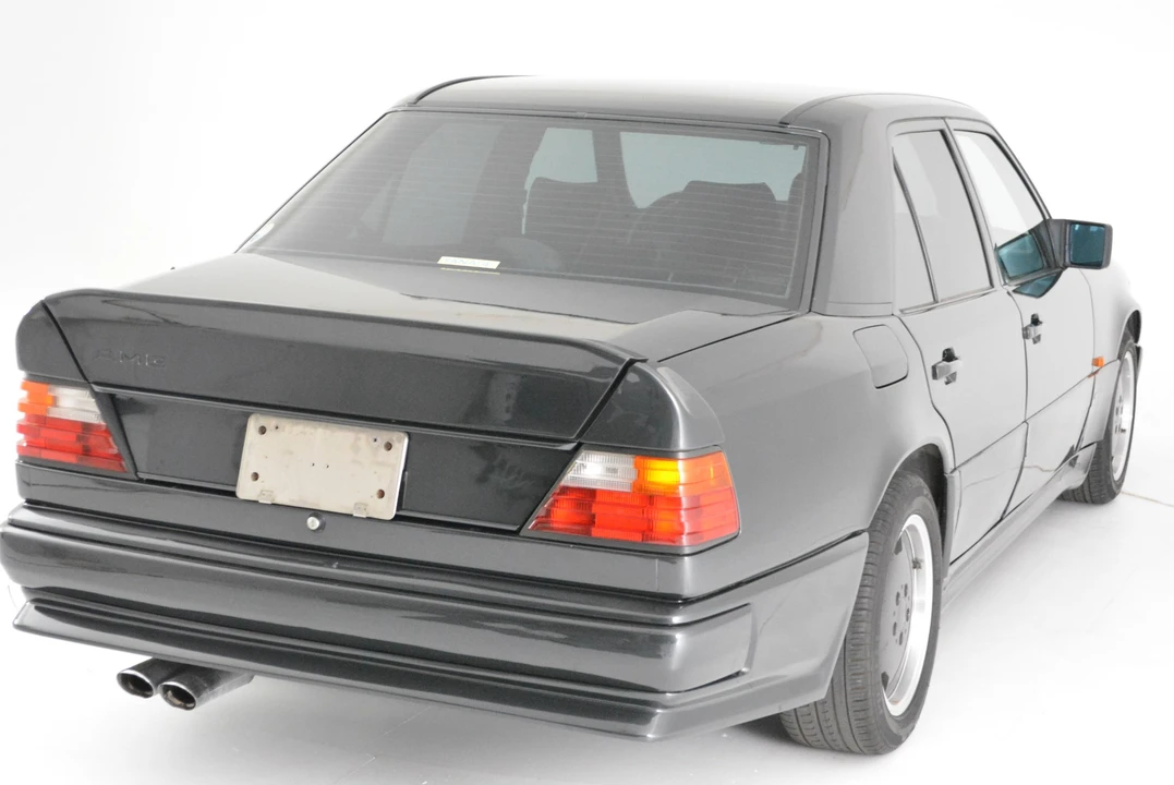 1988 Mercedes-Benz W124 E-Class - Image 12 of 31