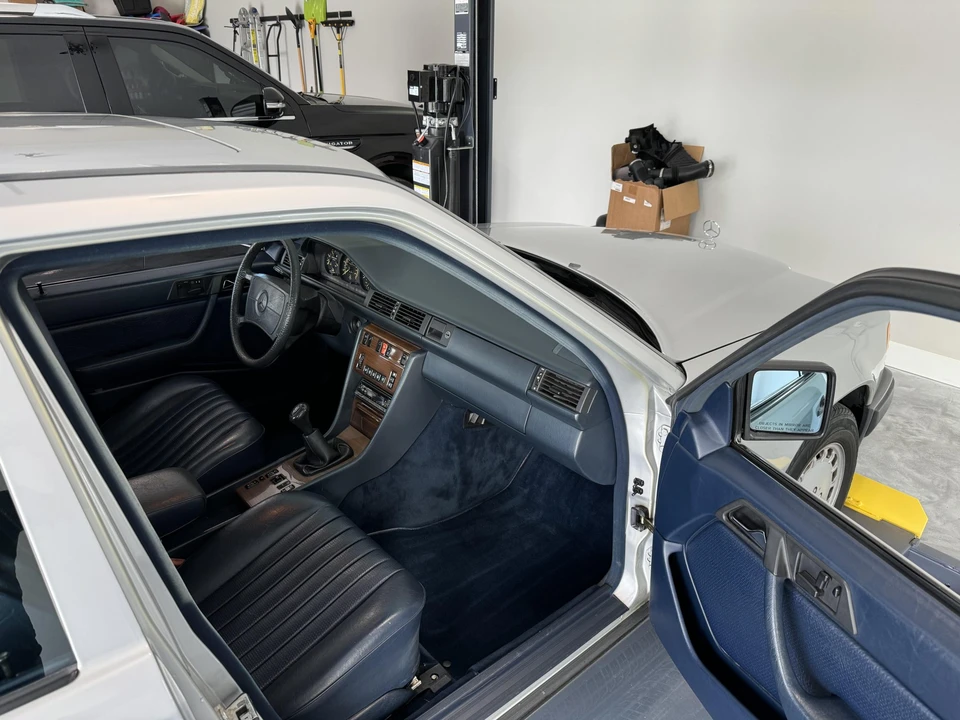 1988 Mercedes-Benz W124 E-Class - Image 18 of 31