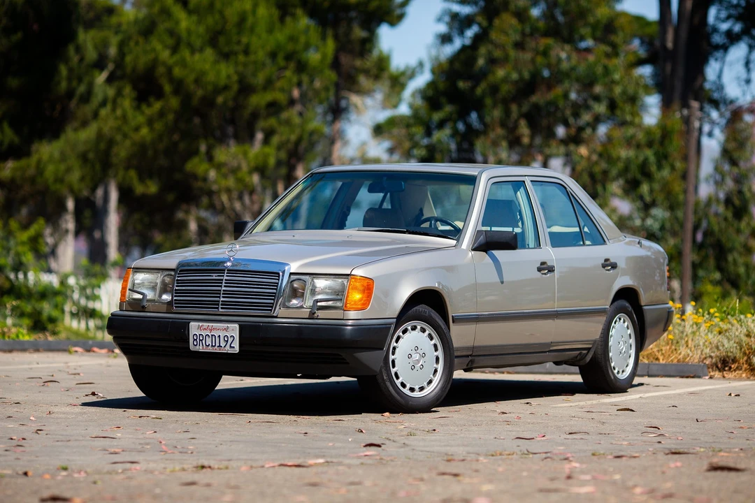 1988 Mercedes-Benz W124 E-Class - Image 3 of 31