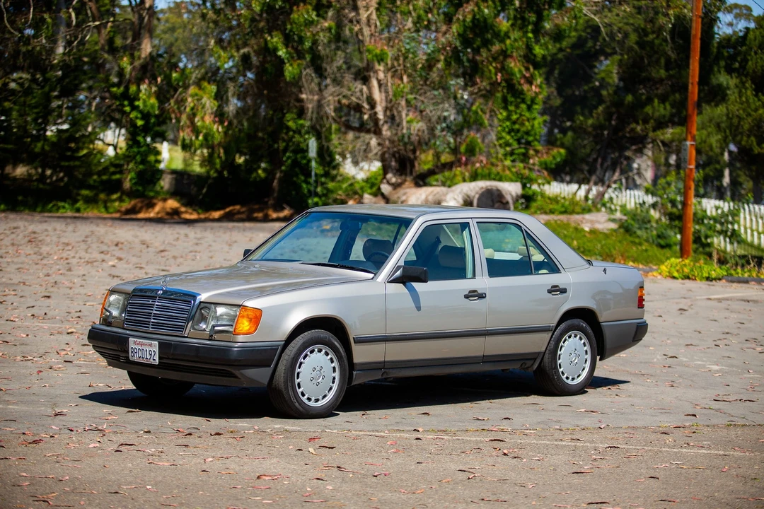1988 Mercedes-Benz W124 E-Class - Image 19 of 31