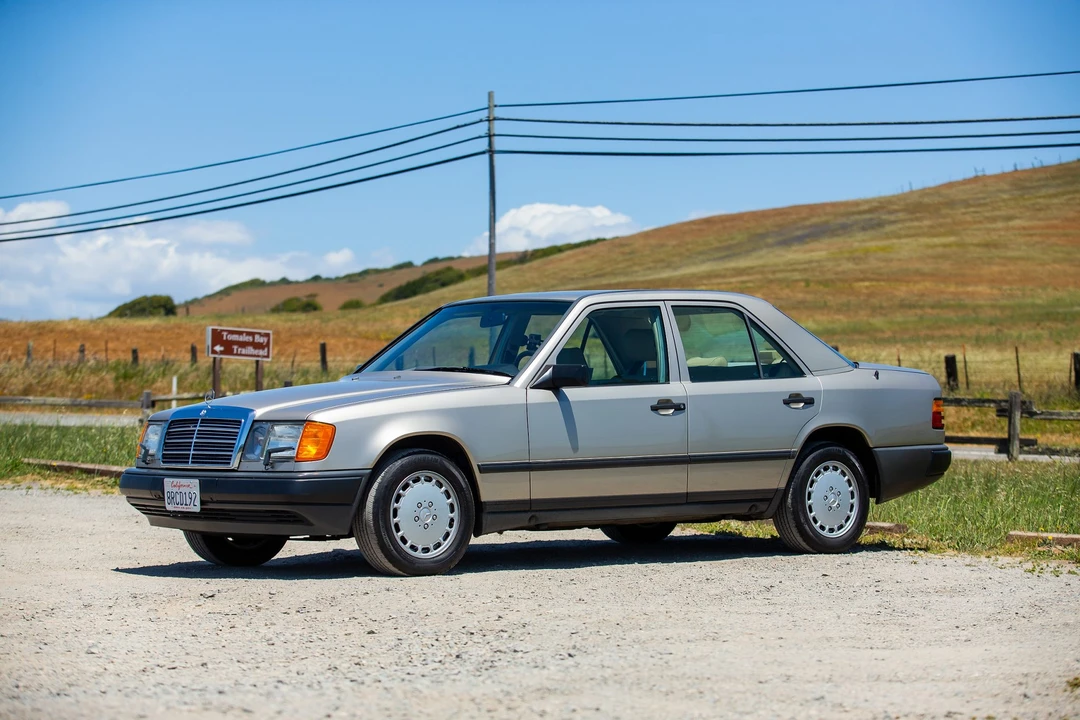 1988 Mercedes-Benz W124 E-Class - Image 20 of 31