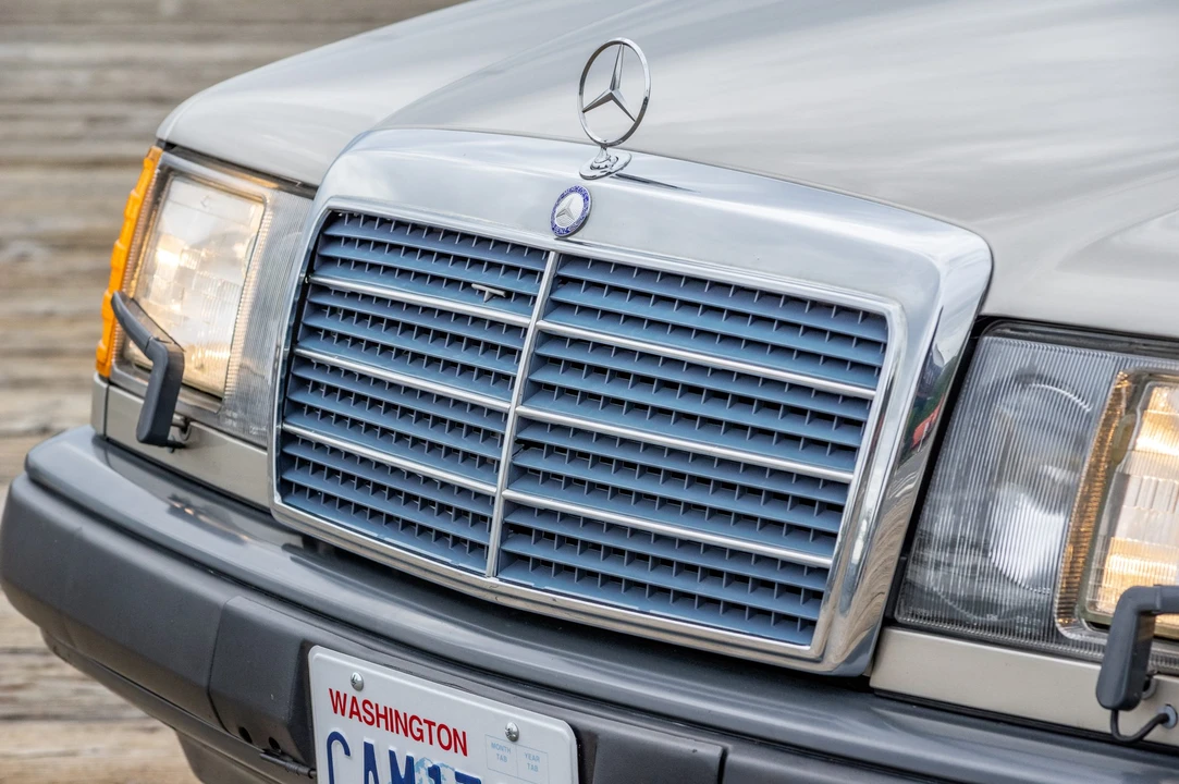 1988 Mercedes-Benz W124 E-Class - Image 26 of 31