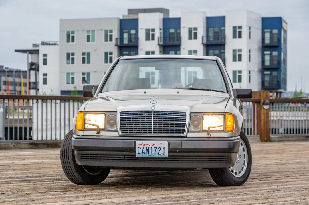 1988 Mercedes-Benz W124 E-Class - Image 20 of 31
