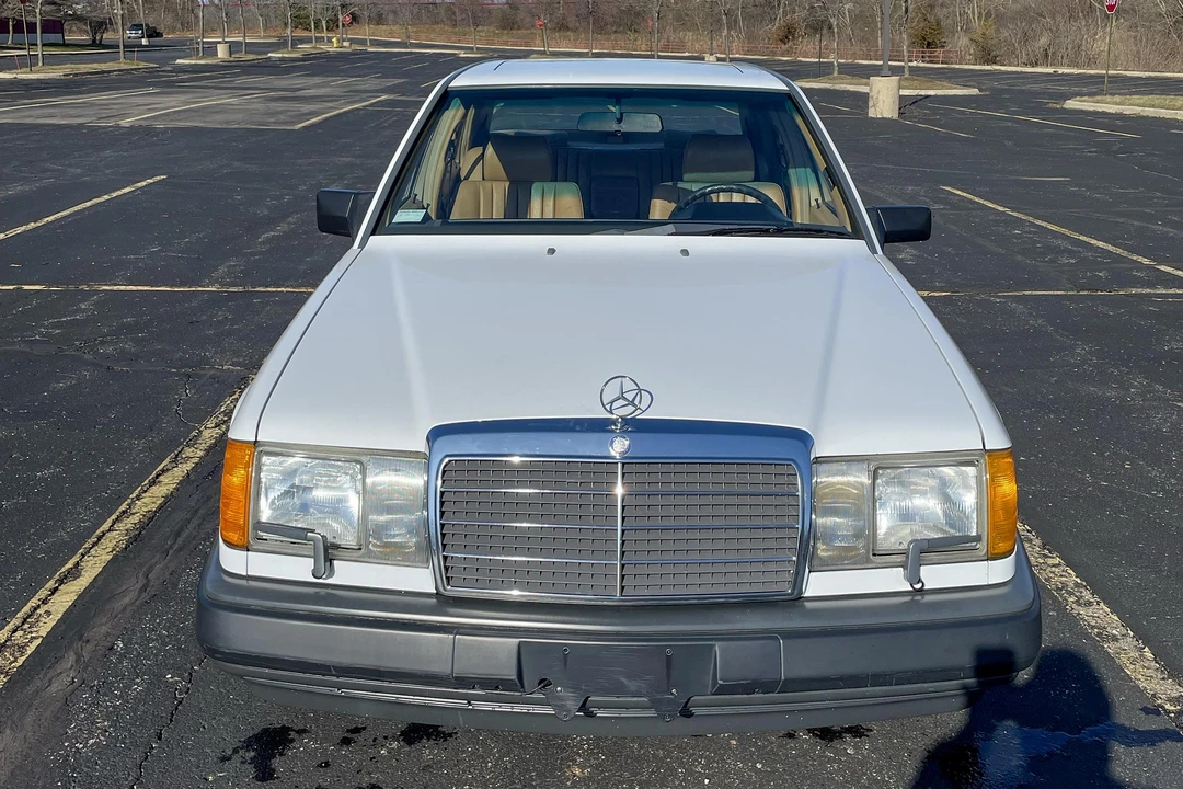 1988 Mercedes-Benz W124 E-Class - Image 6 of 31