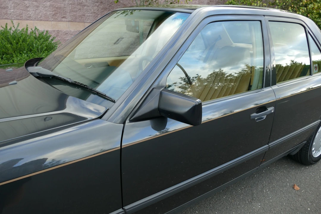 1988 Mercedes-Benz W124 E-Class - Image 23 of 31