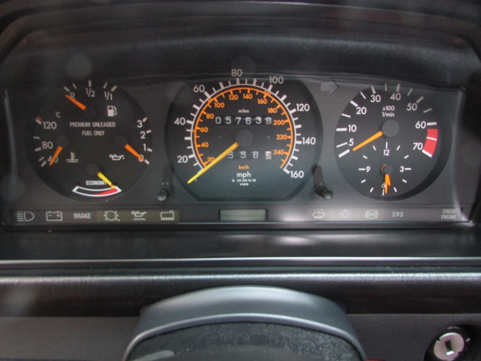 1988 Mercedes-Benz W124 E-Class - Image 29 of 31