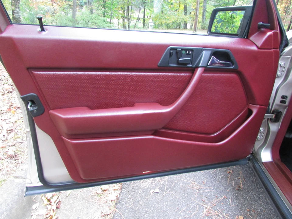 1988 Mercedes-Benz W124 E-Class - Image 22 of 31