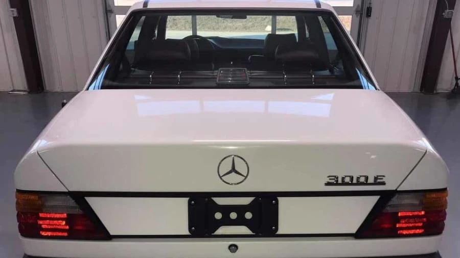1988 Mercedes-Benz W124 E-Class - Image 13 of 19