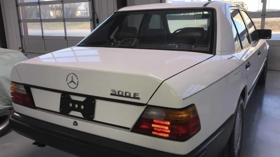 1988 Mercedes-Benz W124 E-Class - Image 15 of 19