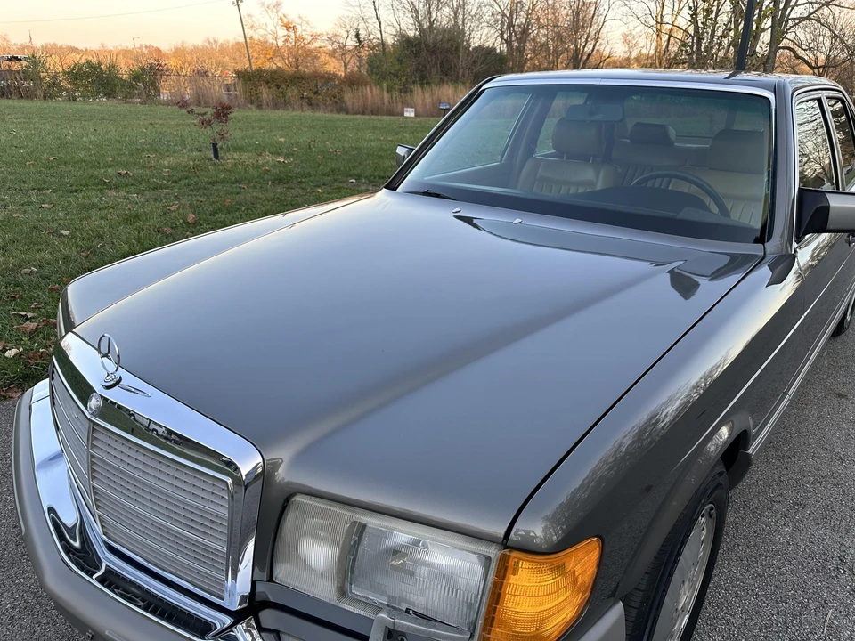 1988 Mercedes-Benz W126 S-Class Sedan - Image 23 of 31