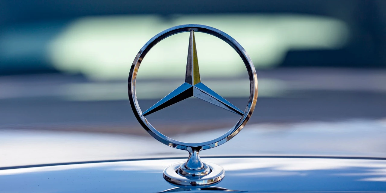 1988 Mercedes-Benz W126 S-Class Sedan - Image 29 of 31