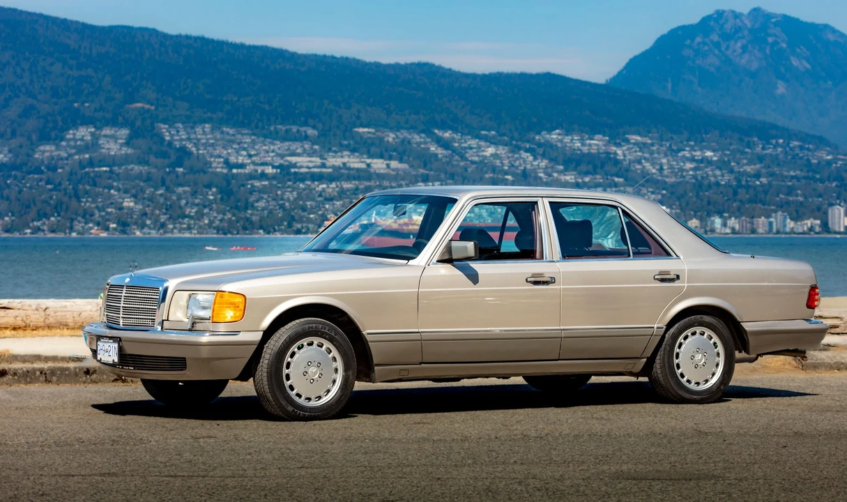 1988 Mercedes-Benz W126 S-Class Sedan - Image 2 of 31