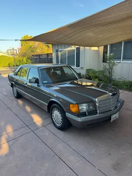 1988 Mercedes-Benz 300SEL