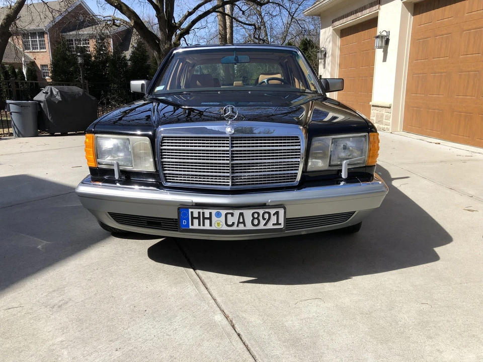 1988 Mercedes-Benz W126 S-Class Sedan - Image 2 of 31