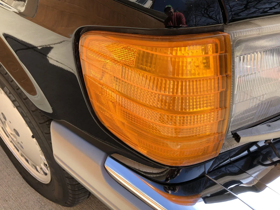 1988 Mercedes-Benz W126 S-Class Sedan - Image 31 of 31