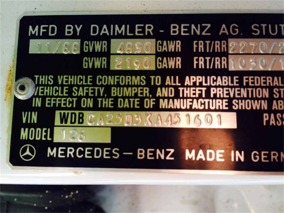 1988 Mercedes-Benz W126 S-Class Sedan - Image 6 of 11