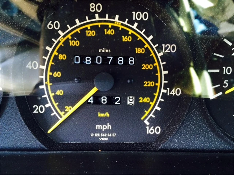 1988 Mercedes-Benz W126 S-Class Sedan - Image 7 of 11