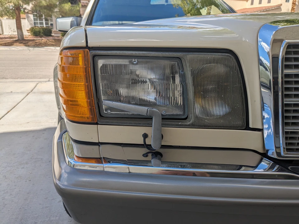 1988 Mercedes-Benz W126 S-Class Sedan - Image 18 of 31
