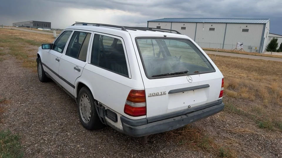1988 Mercedes-Benz W124 E-Class - Image 5 of 16
