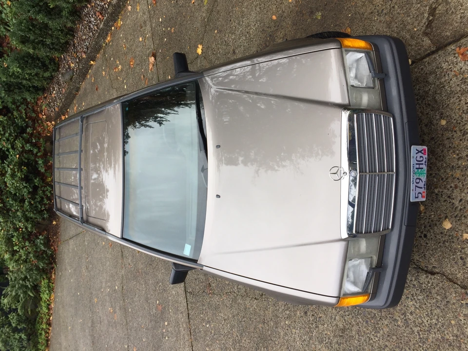 1988 Mercedes-Benz W124 E-Class - Image 24 of 31