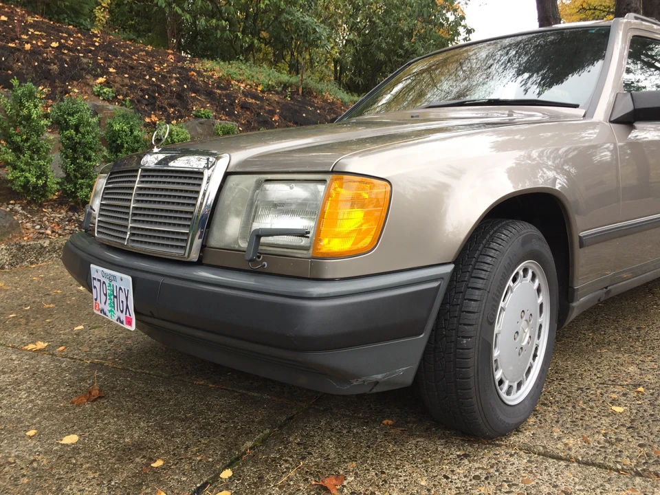 1988 Mercedes-Benz W124 E-Class - Image 19 of 31