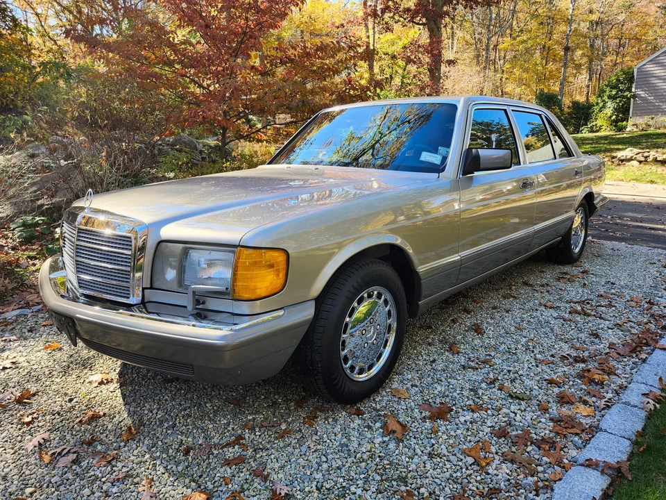 1988 Mercedes-Benz W126 S-Class Sedan - Image 14 of 31