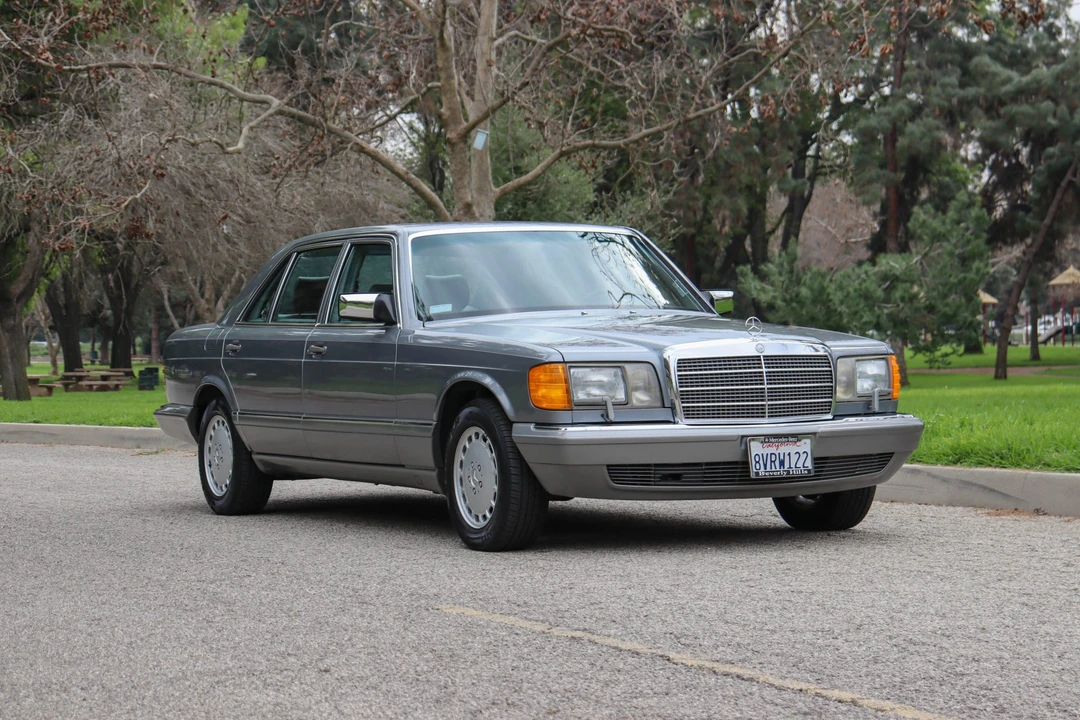 1988 Mercedes-Benz W126 S-Class Sedan - Image 11 of 31