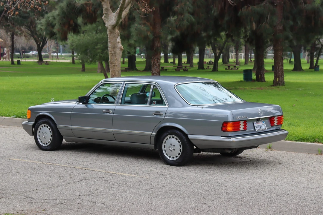 1988 Mercedes-Benz W126 S-Class Sedan - Image 27 of 31