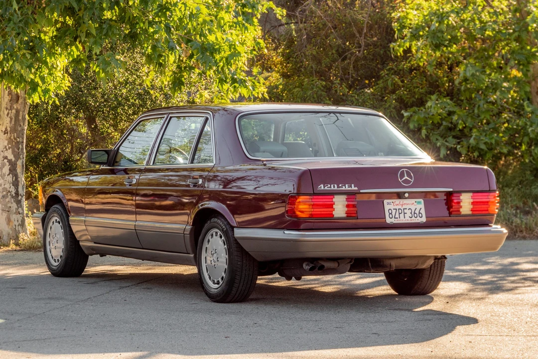 1988 Mercedes-Benz W126 S-Class Sedan - Image 22 of 31