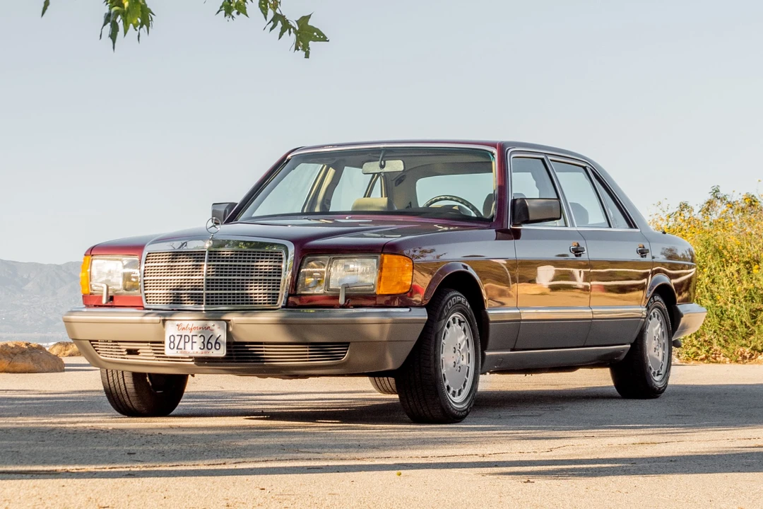 1988 Mercedes-Benz W126 S-Class Sedan - Image 2 of 31