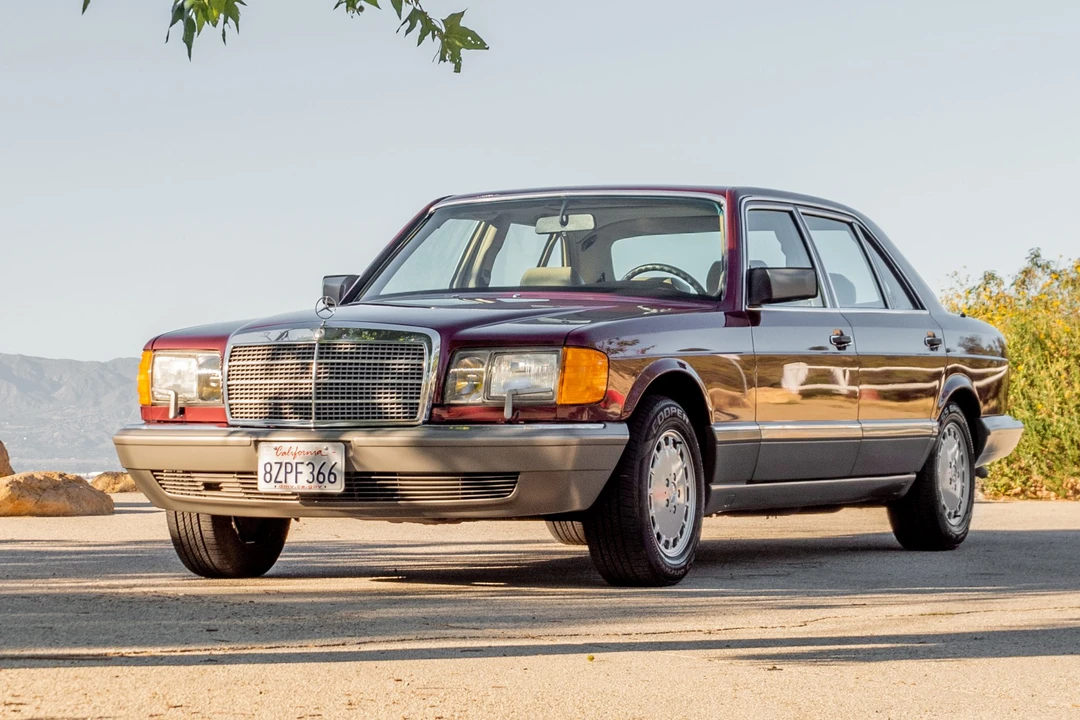 1988 Mercedes-Benz W126 S-Class Sedan - Image 3 of 31