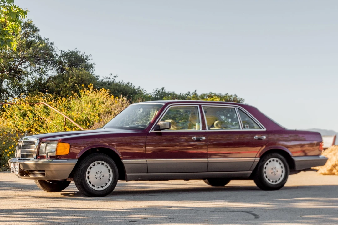 1988 Mercedes-Benz W126 S-Class Sedan - Image 12 of 31