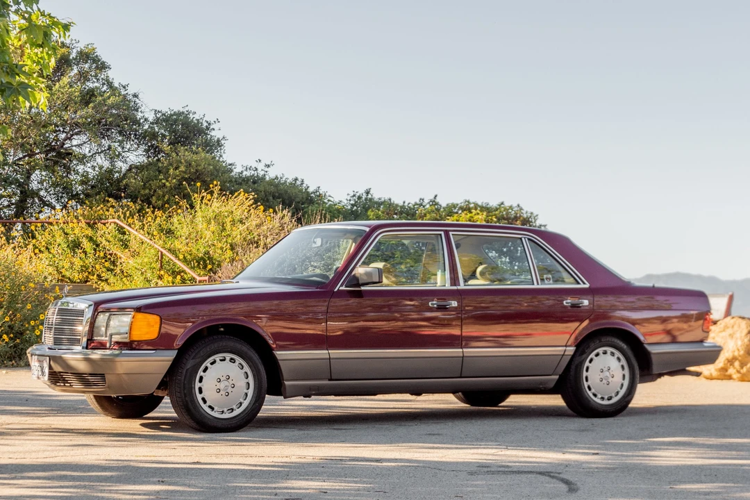 1988 Mercedes-Benz W126 S-Class Sedan - Image 11 of 31