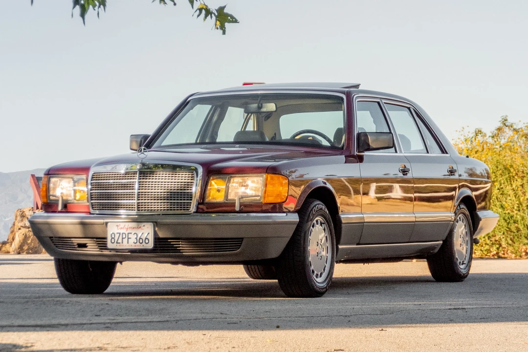 1988 Mercedes-Benz W126 S-Class Sedan - Image 8 of 31