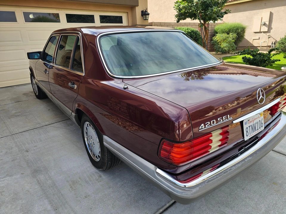 1988 Mercedes-Benz W126 S-Class Sedan - Image 21 of 31