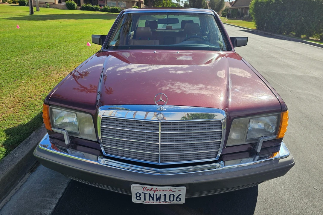 1988 Mercedes-Benz W126 S-Class Sedan - Image 2 of 31