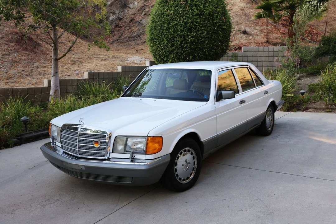 1988 Mercedes-Benz W126 S-Class Sedan - Image 11 of 31