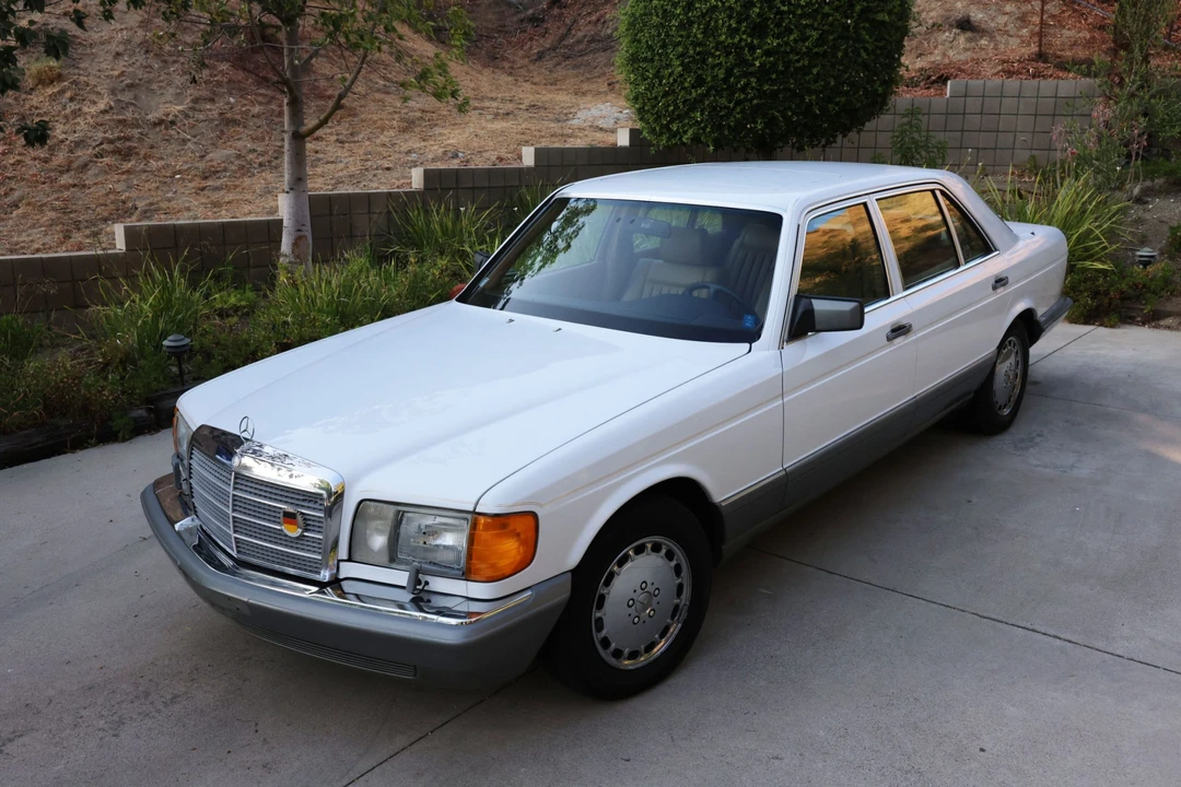 1988 Mercedes-Benz W126 S-Class Sedan - Image 12 of 31