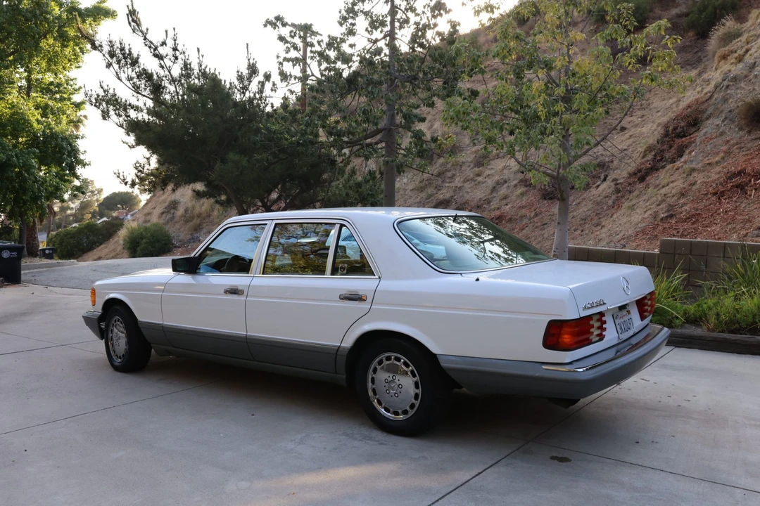 1988 Mercedes-Benz W126 S-Class Sedan - Image 23 of 31