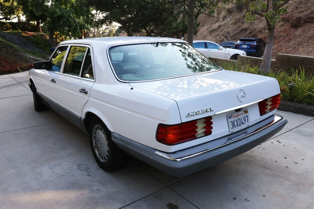 1988 Mercedes-Benz W126 S-Class Sedan - Image 27 of 31