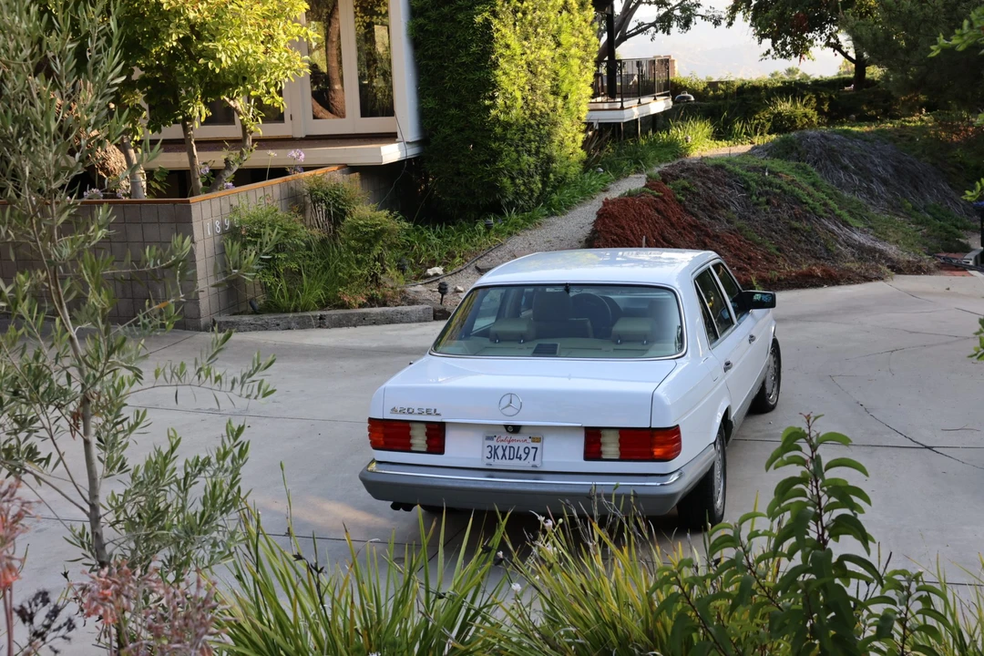 1988 Mercedes-Benz W126 S-Class Sedan - Image 31 of 31