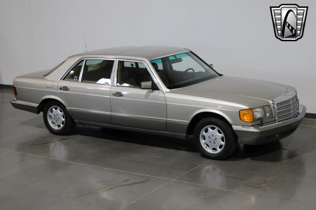 1988 Mercedes-Benz 500E & E500 - Image 9 of 21