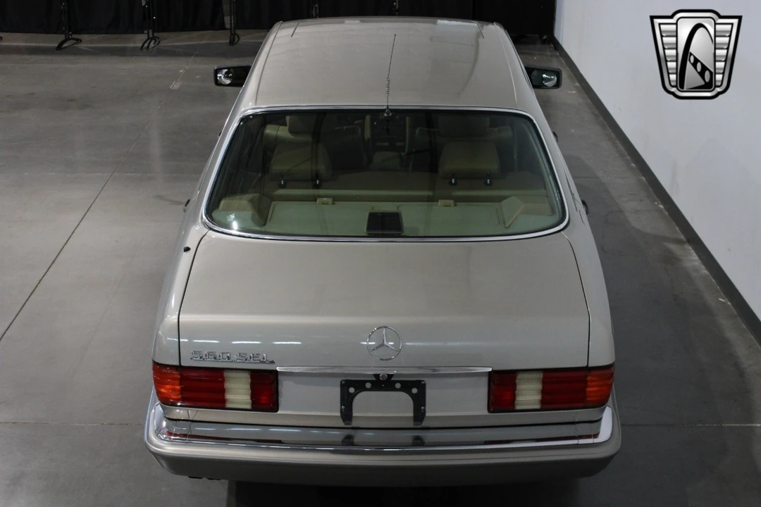 1988 Mercedes-Benz 500E & E500 - Image 12 of 21
