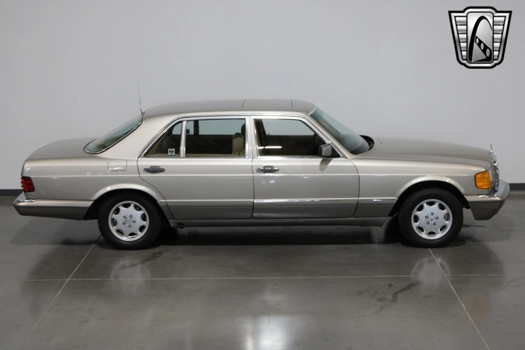 1988 Mercedes-Benz 500E & E500 - Image 10 of 21
